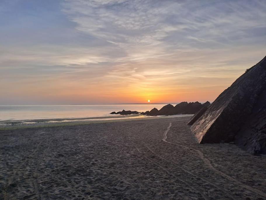 Charmant T3 Lumineux A 2 Pas Des Plages Appart 5 Binic Luaran gambar